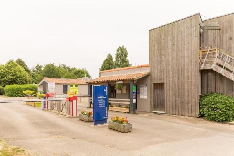 Mobil-Home Le Petit Paradis Vendeen Camping 3 Etoiles 7Km Des Plages Avrillé 外观 照片